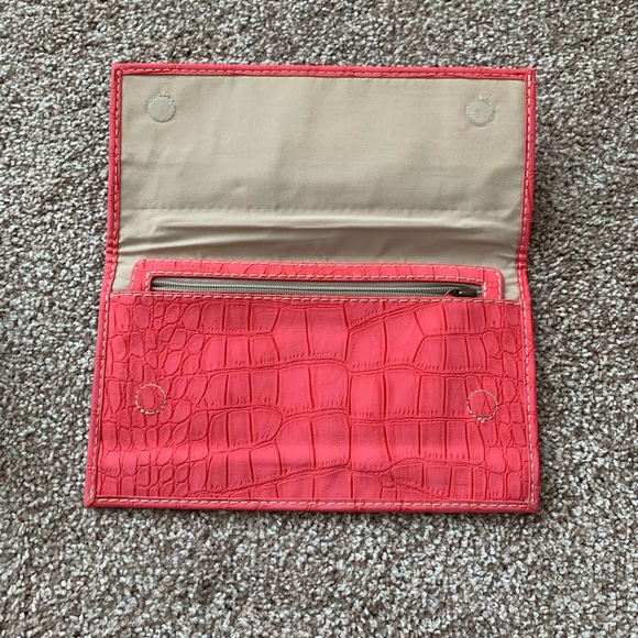 Loft Clutch - Picture 6 of 6